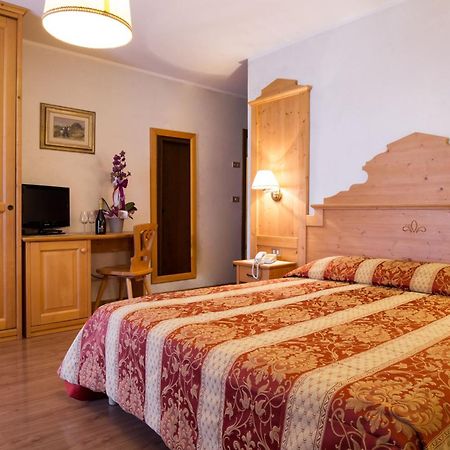 Hotel Al Prato เฟียรา ดี พรีเมียโร ภายนอก รูปภาพ