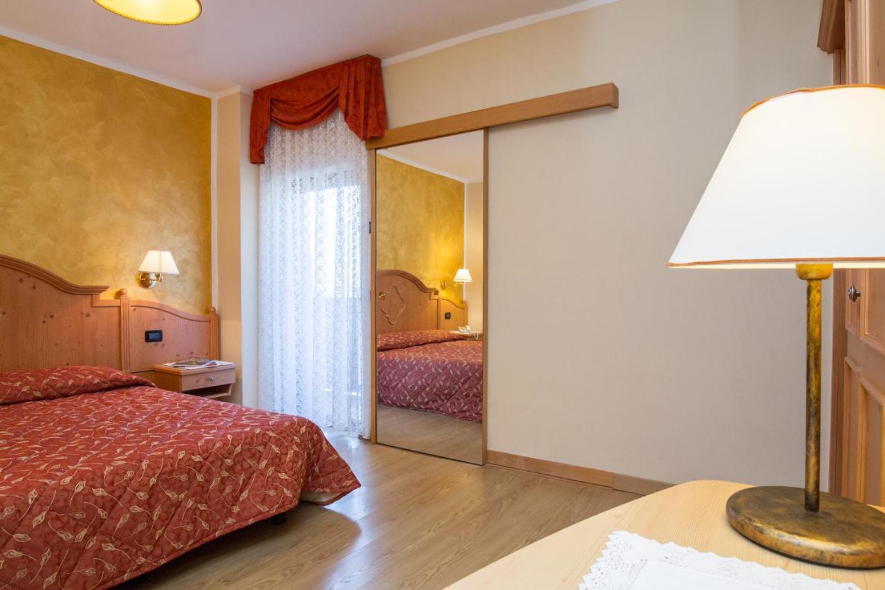 Hotel Al Prato เฟียรา ดี พรีเมียโร ภายนอก รูปภาพ