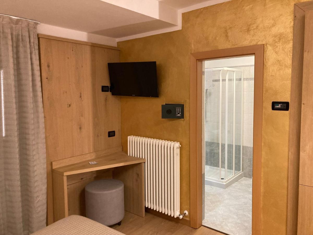 Hotel Al Prato เฟียรา ดี พรีเมียโร ภายนอก รูปภาพ