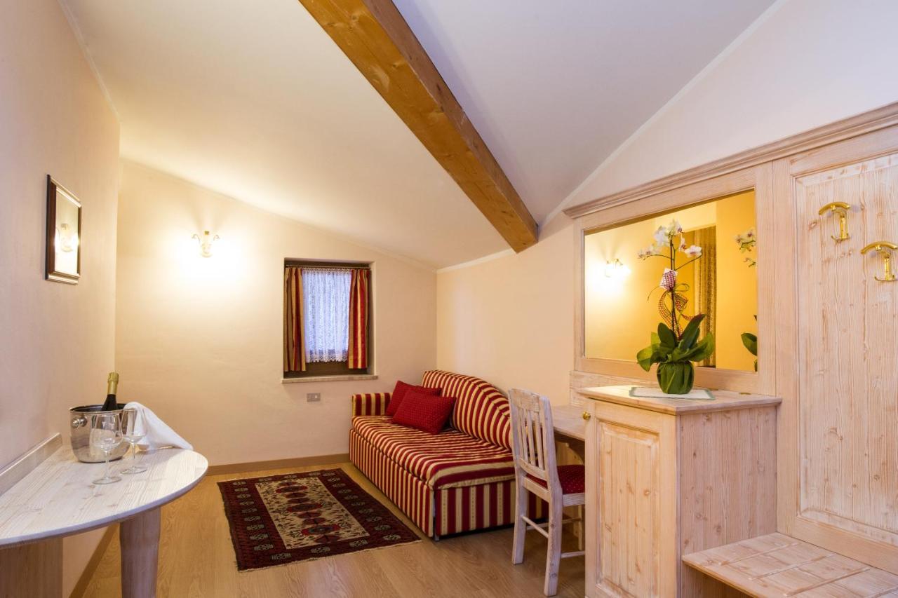 Hotel Al Prato เฟียรา ดี พรีเมียโร ภายนอก รูปภาพ