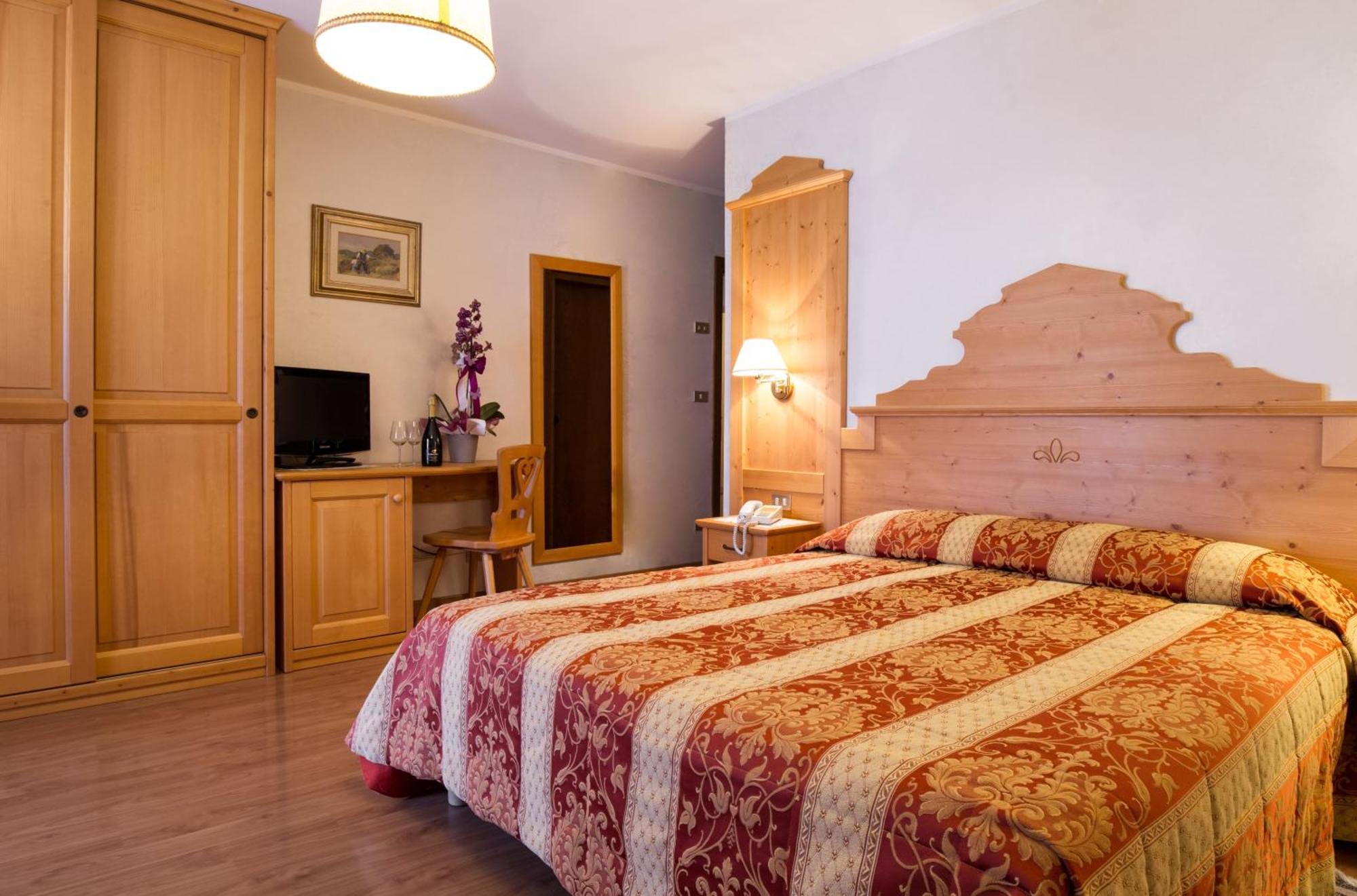 Hotel Al Prato เฟียรา ดี พรีเมียโร ภายนอก รูปภาพ