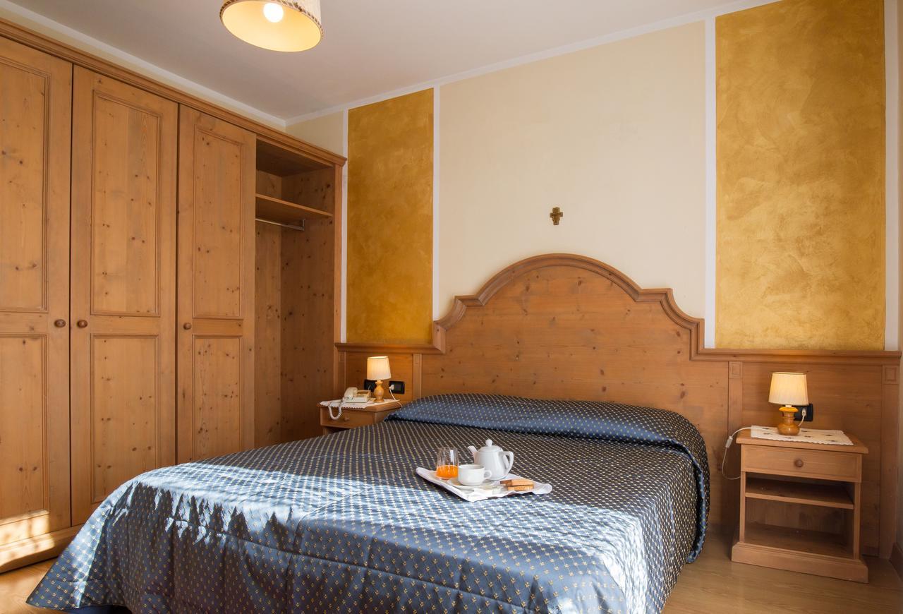 Hotel Al Prato เฟียรา ดี พรีเมียโร ภายนอก รูปภาพ