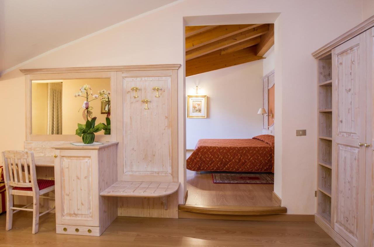 Hotel Al Prato เฟียรา ดี พรีเมียโร ภายนอก รูปภาพ